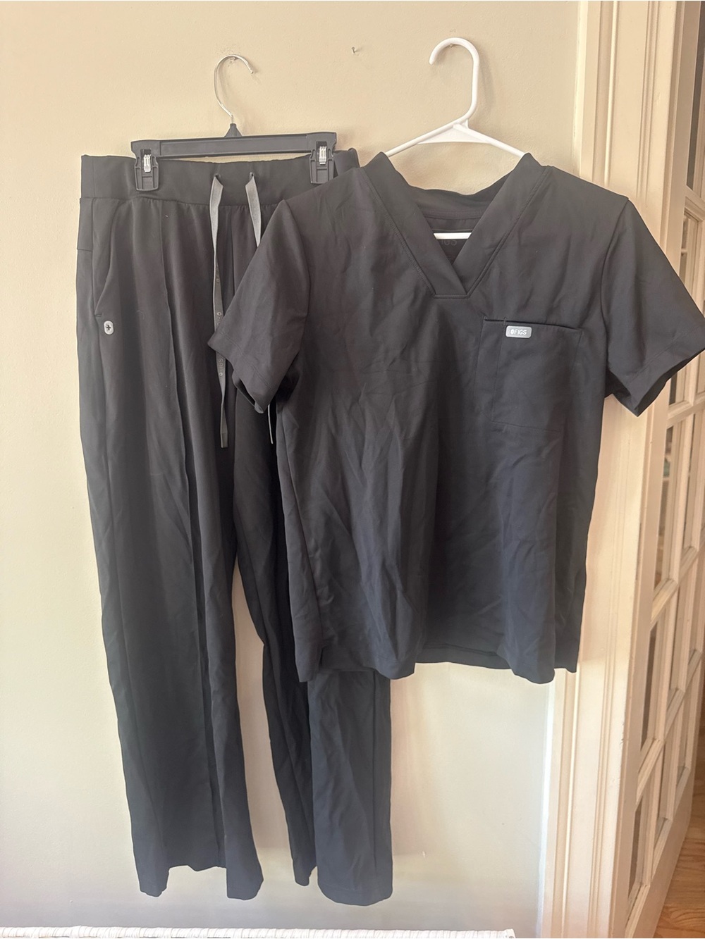 FIGS Scrub Set Womens M Medium Sona V-neck Piedra High waisted pants